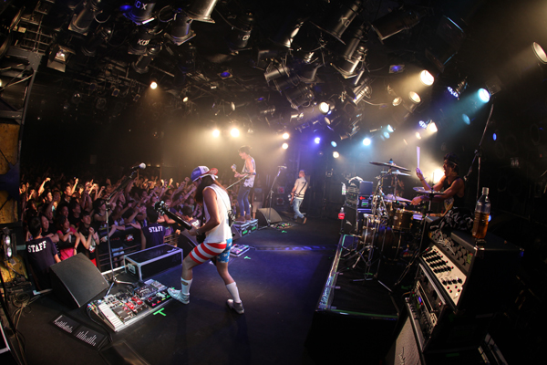 ライブ写真 TOTALFAT